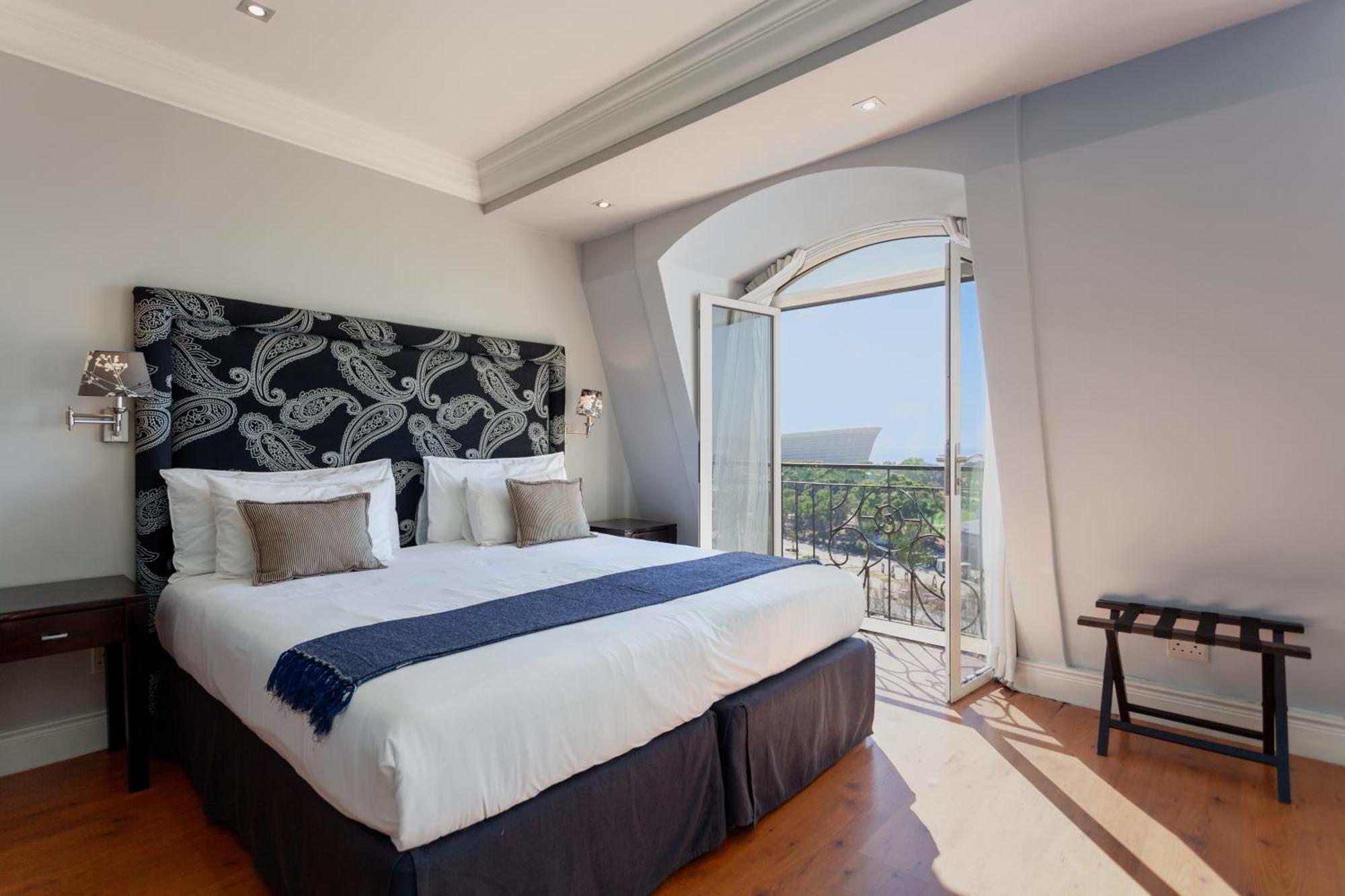 Cape Royale Luxury By Nivar Kaapstad Buitenkant foto