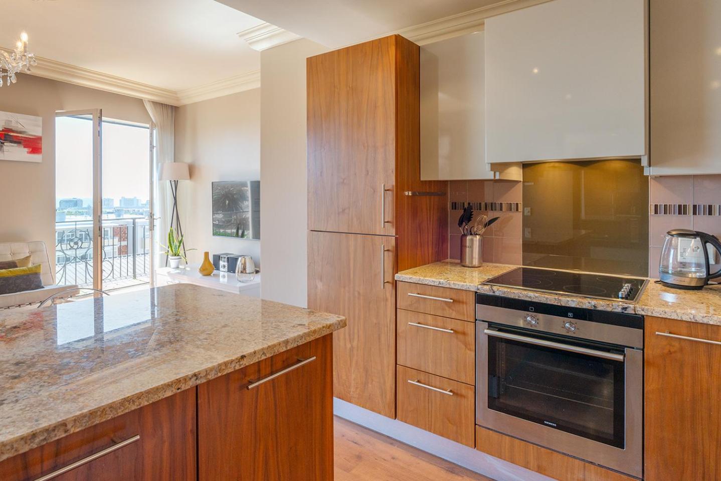 Cape Royale Luxury By Nivar Kaapstad Buitenkant foto