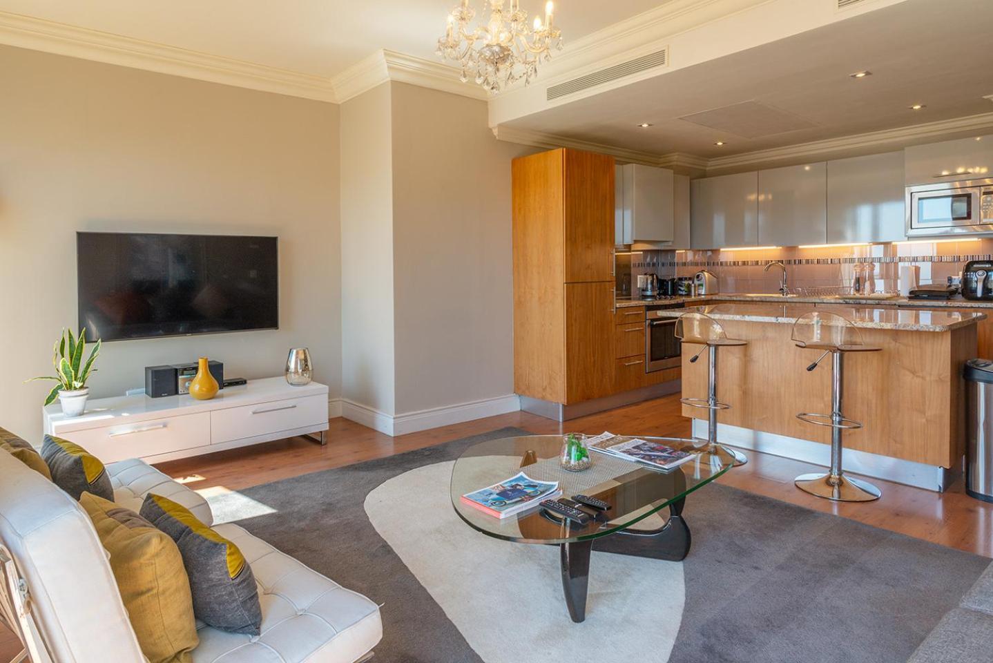 Cape Royale Luxury By Nivar Kaapstad Buitenkant foto