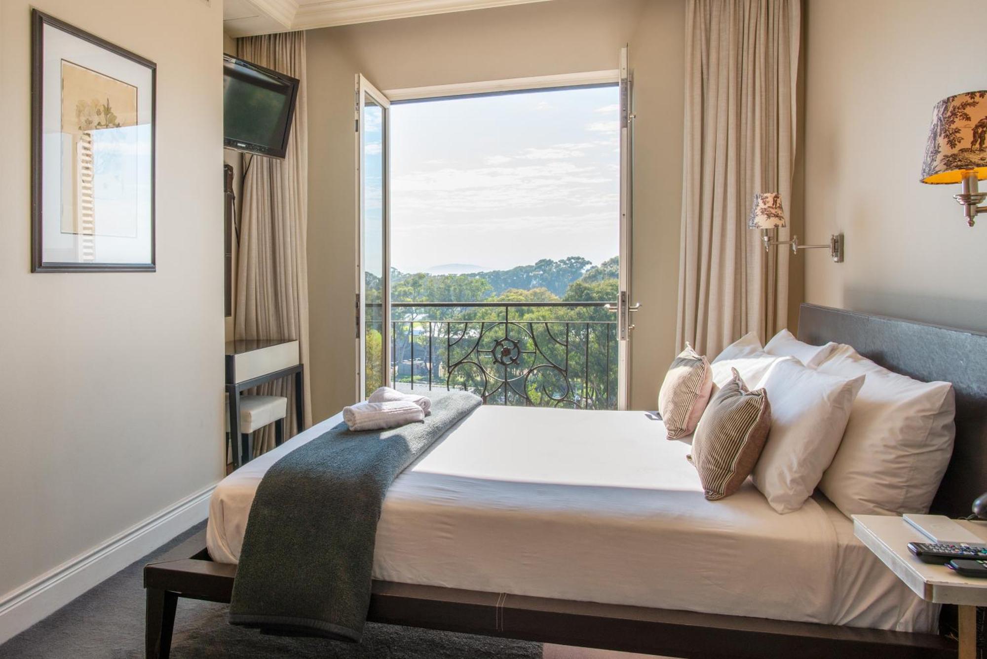 Cape Royale Luxury By Nivar Kaapstad Buitenkant foto